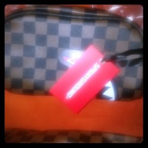 SHARKS IN PARIS POUCH